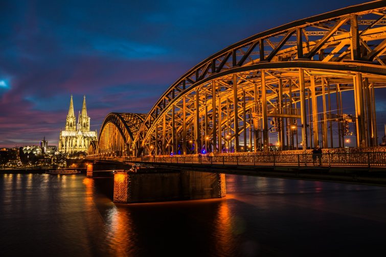 Köln - Flytta dit