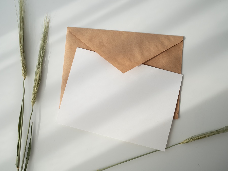 Flyttkort att göra själv och skicka via Posten